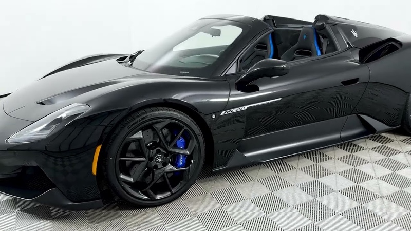 2023 Nero Essenza Maserati MC20 Cielo Exterior Walk