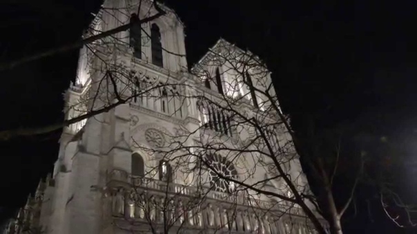 La messe de minuit Noël 2014 à Notre Dame de