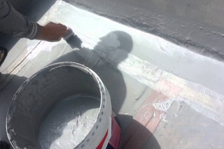 Refacerea hidroizolatiei la un acoperis din tabla zincata sau tabla galvanizata