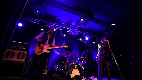 Mad Man Blues (cut) Le Vauban