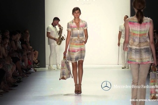 RIANI - MERCEDES-BENZ FASHION WEEK BERLIN SS2016