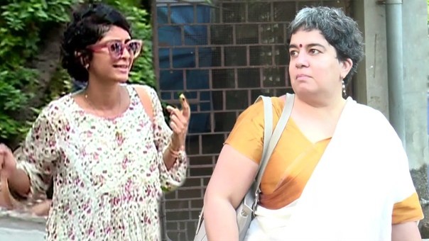 Aamir Khans FIRST Wife Reena Dutta Current Wife Kiran Rao Vote At Same Polling Booth In