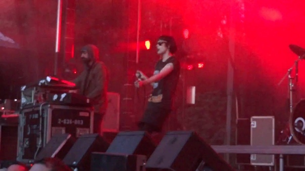 Crystal Castles Courtship Dating Live Montreal Osheaga 2011 HD 1080