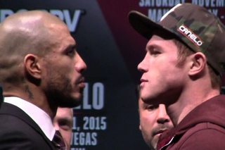 Котто vs. Альварес: дуэль взглядов / Canelo Saul Alvarez vs Miguel Cotto - FACE OFF!
