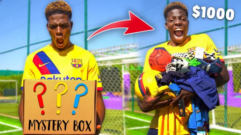 I Bought A 1000 Football Mystery Box. . AMAZING ( Ronaldo, Messi Neymar Boots