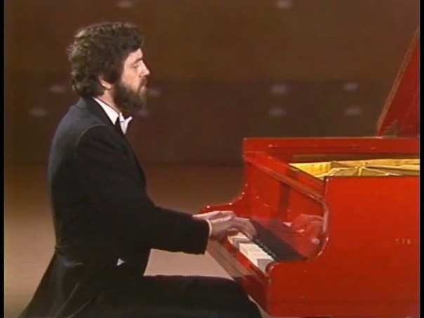 Vladimir Bakk plays Moszkowski Caprice Espagnol, op. 37 video