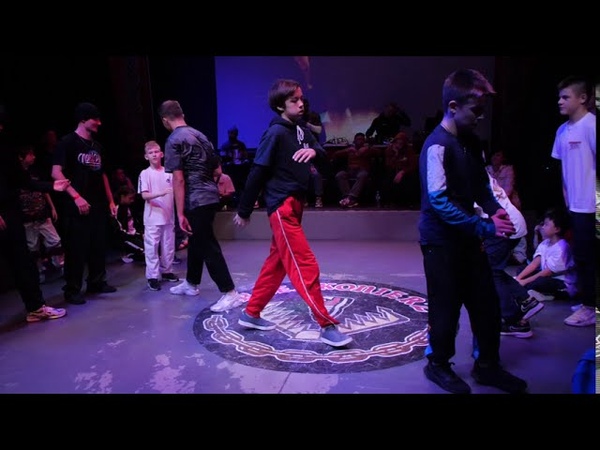 3x3 semifinal bboy Bars I van Oscar vs Green Микки Power Jet BREAKONIERS 5 YEARS