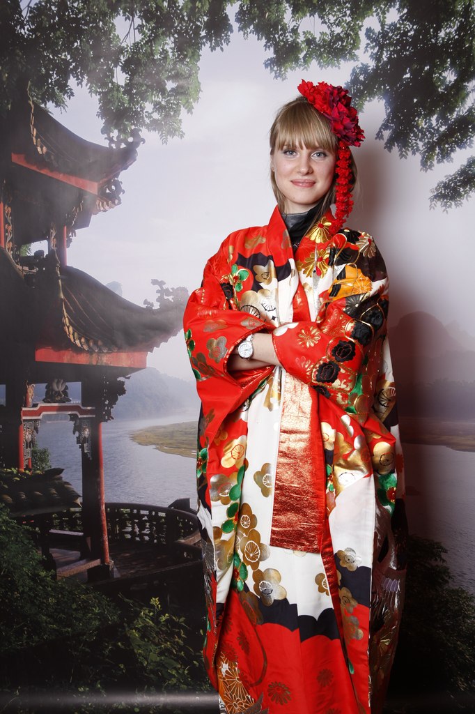 Елена Буруянэ КурпатOFF | Москва