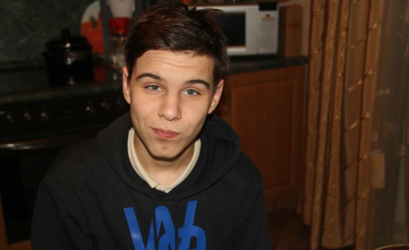 Кеня Хакназаров | Гатчина