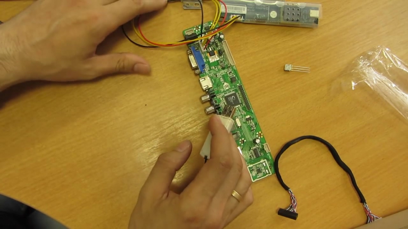 Универсальный скалер, контроллер монитора v59 с ТВ тюнером DIY