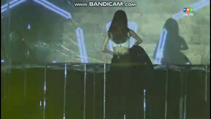 171104 Jiyeon ( Lullaby + 1 Min 1 Sec) T ara Concert In Vietnam