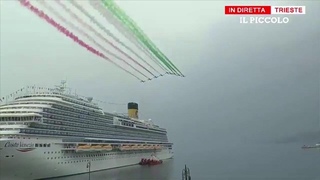 Trieste, Frecce Tricolori per il “battesimo“ di Costa Venezia