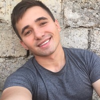 Юрий Константинов