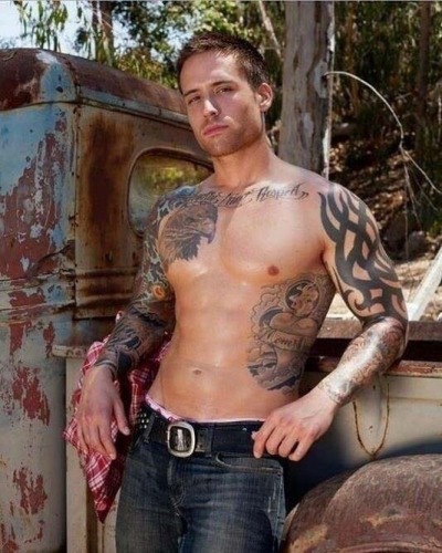 Damien crosse and ettore tosi. Jay roberts. Jake hanson. Хьюго антонио порноактер. Дато фоланд и абрахам аль малек.