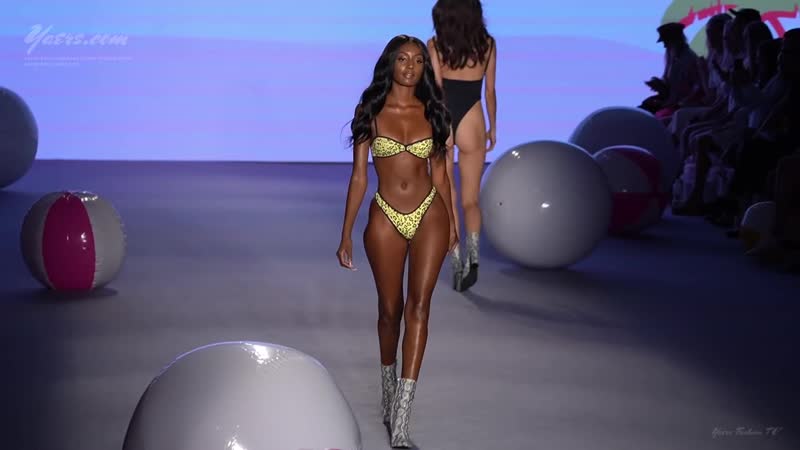 Chloe Rose Swimwear SS2020 Fashion Show Miami Swim Week 2019 Paraiso Miami Beach