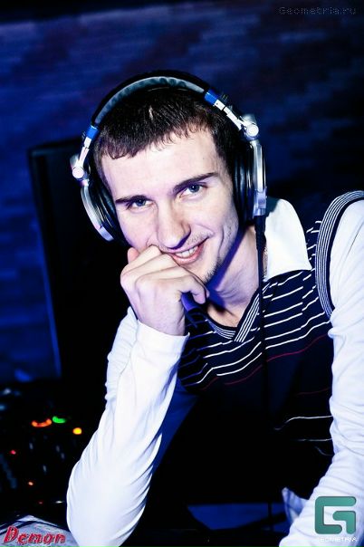 №27, Майкл Душинин №27, Майкл Душинин