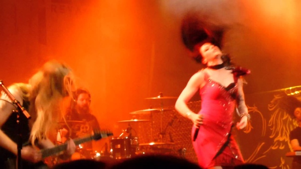 Re Vamp Head Up High ( Live Best Buy Theater NY