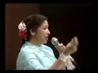 Asha Bhonsle Live   Jawani Janeman ......