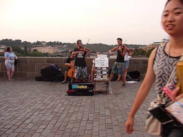 Prague street cover band Call Me Maybe ( Carly Rae Jepsen cover) 11 aug