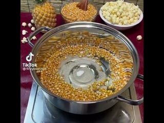 домашний попкорн.