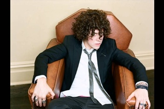 LP- Cling to me