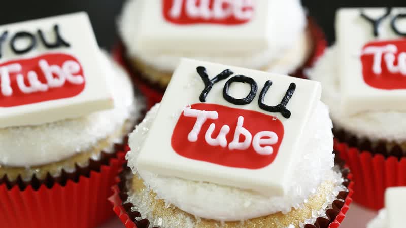 YOUTUBE CUPCAKES NERDY