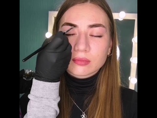 Процесс создания идеальных бровей. Beauty studio Карамель