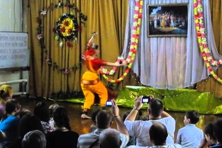 Bharata Vedamuga, Pournami, Elena Tarasova