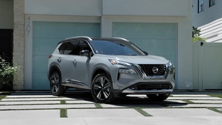 2022 Nissan Rogue is a new high-tech family midsize SUV with five and seven seats